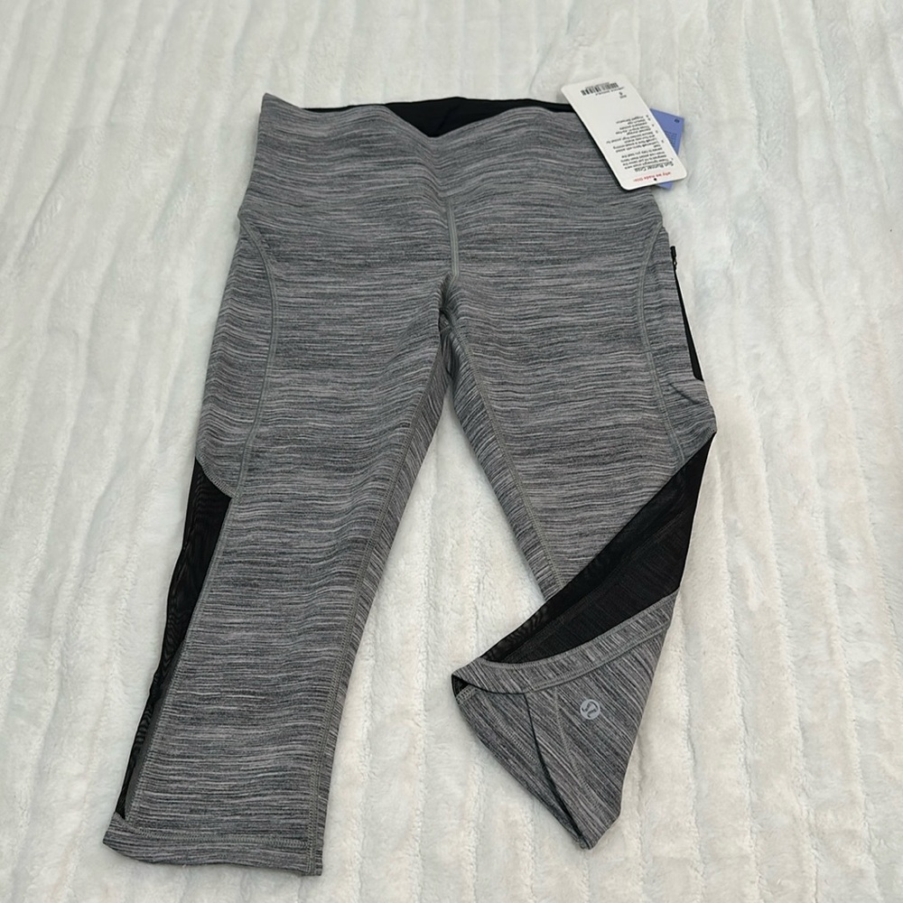 🌴 NWT Lululemon Sun Runner Crop Legging